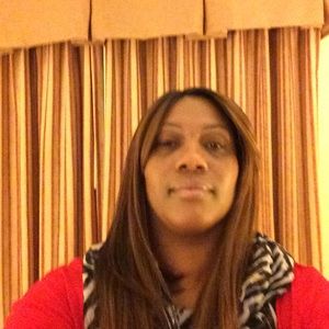 Meet your Posher, Yolanda